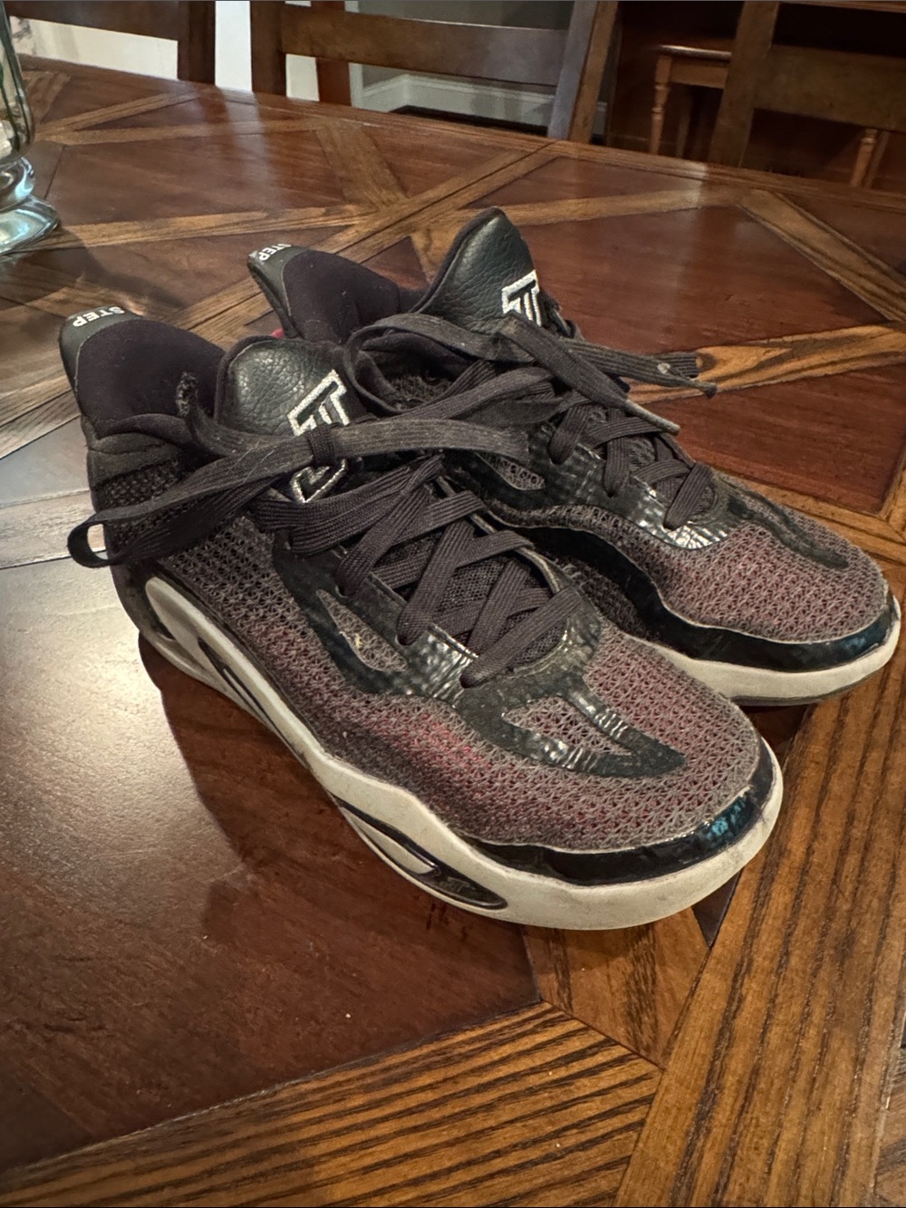 Boys Jordan’s Basketball shoes